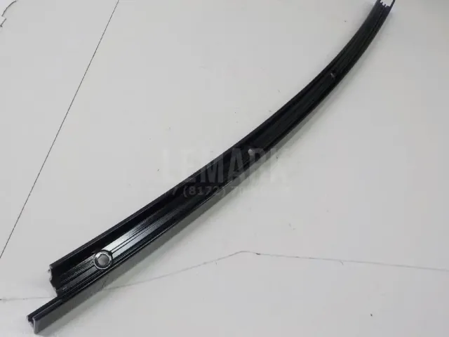 Направляющая стекла двери для  Hafei Brio 2002-2010