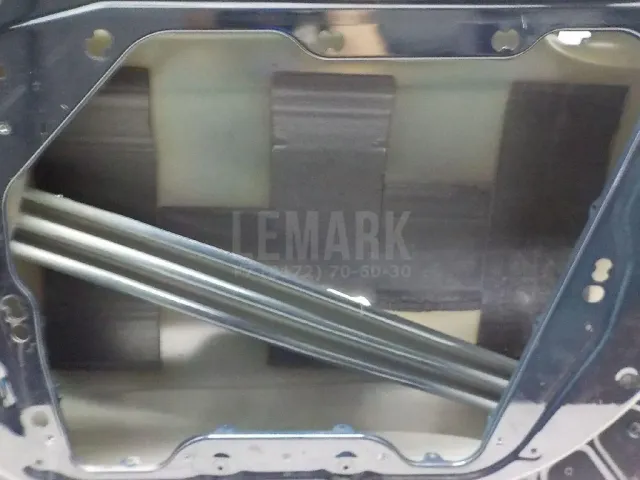 Дверь передняя правая для  Ford Mondeo III 2000-2007