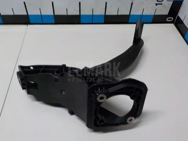 Педаль тормоза для  BMW 1-serie E82/E88 2007-2013