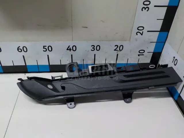 Держатель задней полки