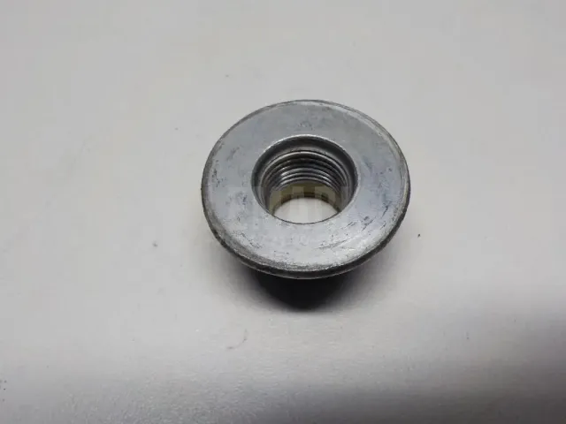 Гайка