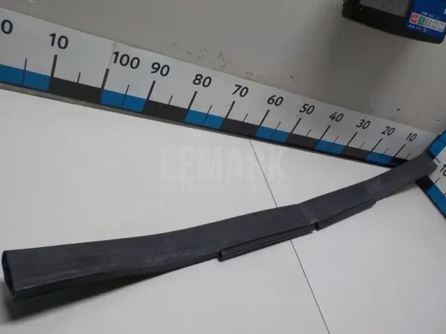 Уплотнитель капота для  Fiat Panda 2012