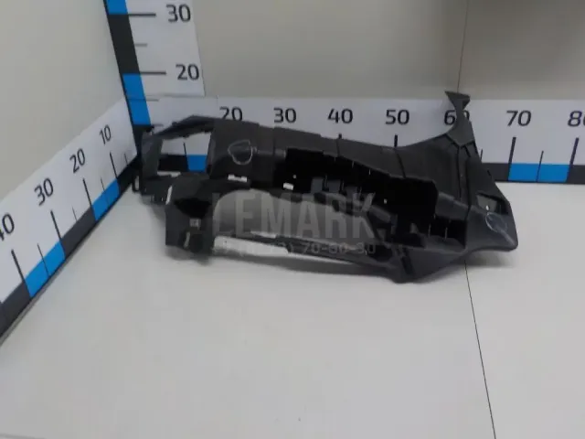 Кронштейн переднего бампера правый для  Dodge Durango 2010
