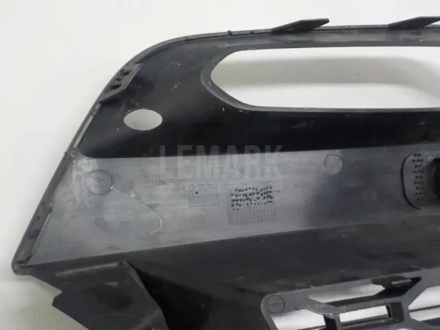 Решетка в бампер правая для  Ford S-MAX 2006-2015