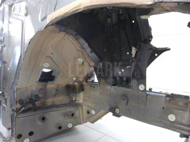 Порог со стойкой правый для  BMW 3-serie E46 1998-2005