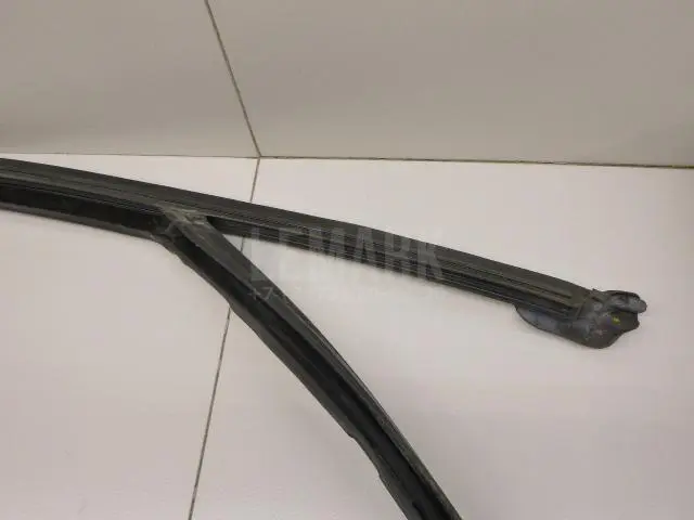 Уплотнитель стекла двери для  Ford C-MAX 2003-2010