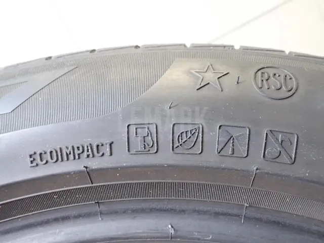 Шина для  Audi Q2 (GA) 2017