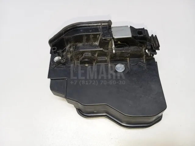 Замок двери передней левой для  Audi Allroad quattro 2000-2005