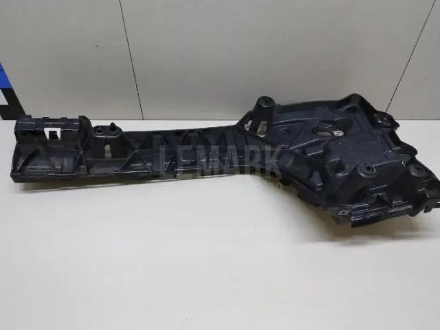 Кронштейн заднего бампера правый для  Ford Fiesta 2017