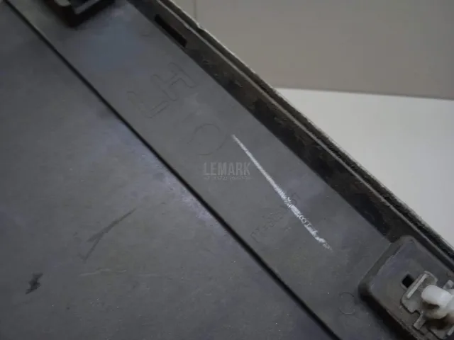 Накладка двери задней левой