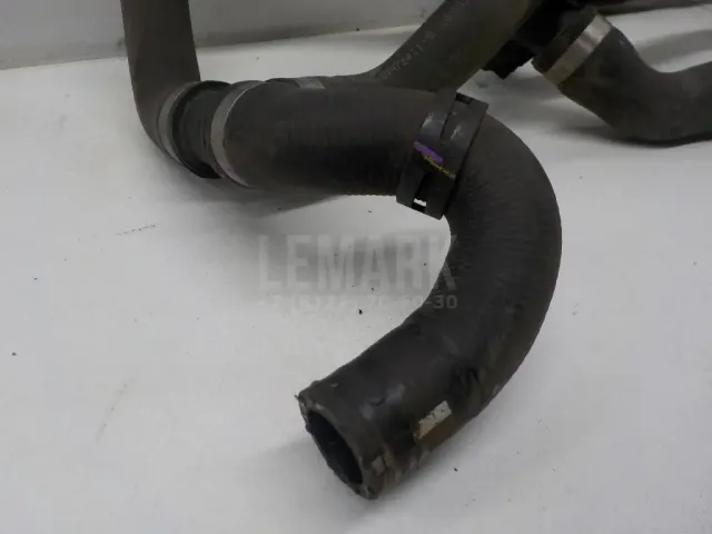 Патрубок отопителя для  BMW 5-serie G30/G31/F90 2017-2023