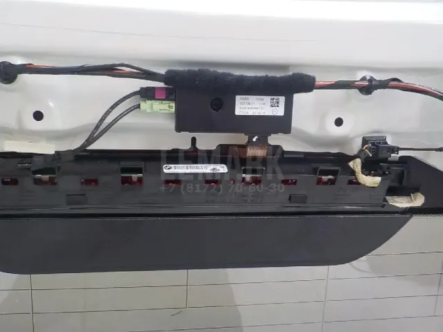 Дверь багажника со стеклом для  Ford Escape EUR 2007-2009