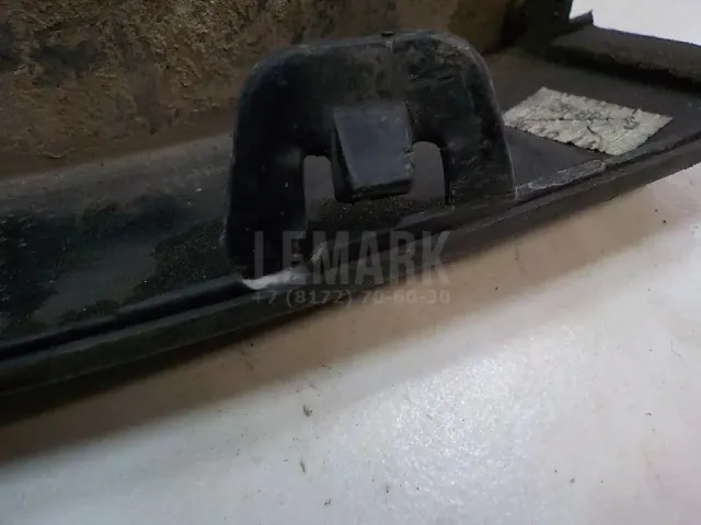 Накладка заднего крыла левого для  Ford Escape EUR 2007-2009