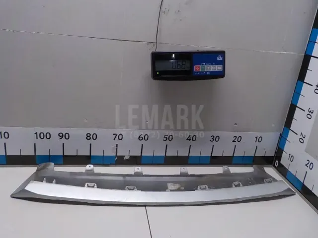 Накладка переднего бампера для  Audi Q3 (8U) 2012-2018