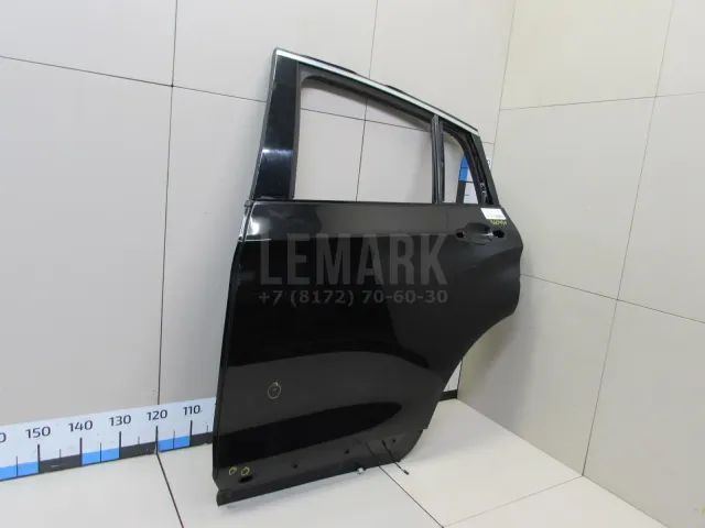 Дверь задняя левая для  Chevrolet Tahoe III 2006-2014