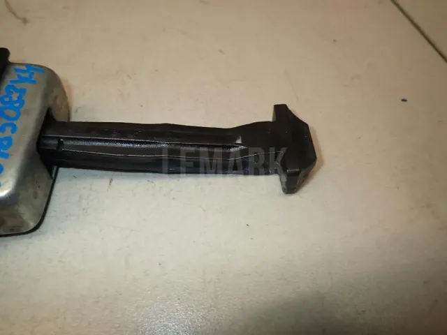 Ограничитель двери для  Ford Escape EUR 2007-2009