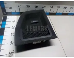 Обшивка багажника