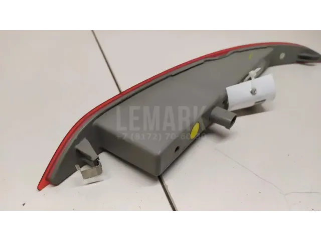 Фонарь задний в бампер левый для  Dodge Challenger 2008-2023