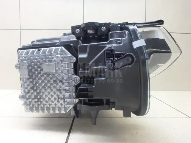 Фара левая для  Ford Fiesta 2008-2019