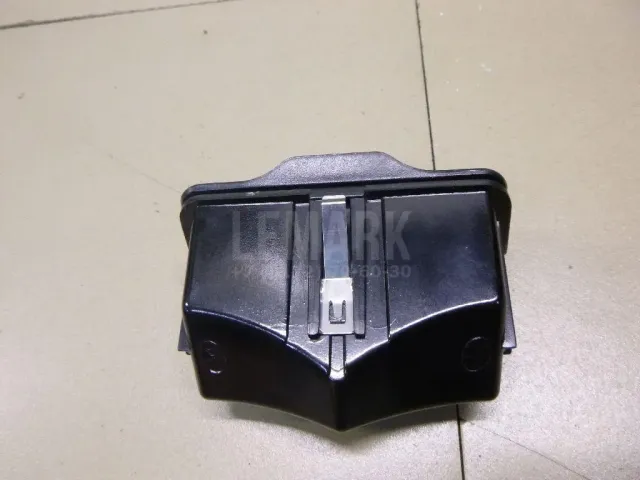 Пепельница задняя (в дверь) для  CASE