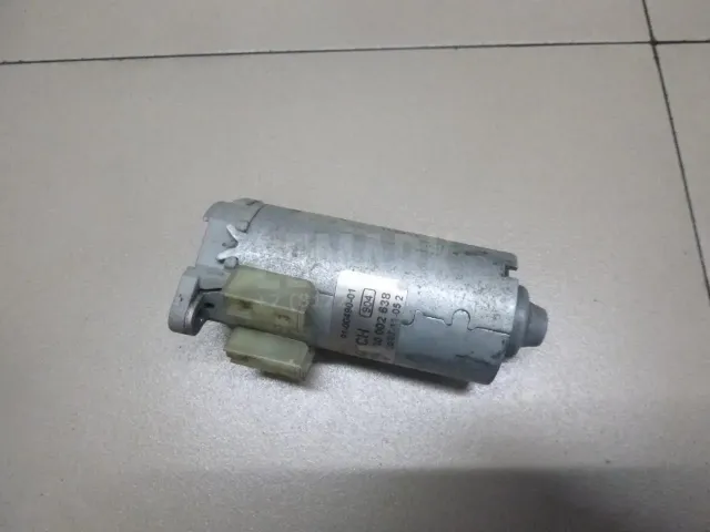 Моторчик регулировки сиденья