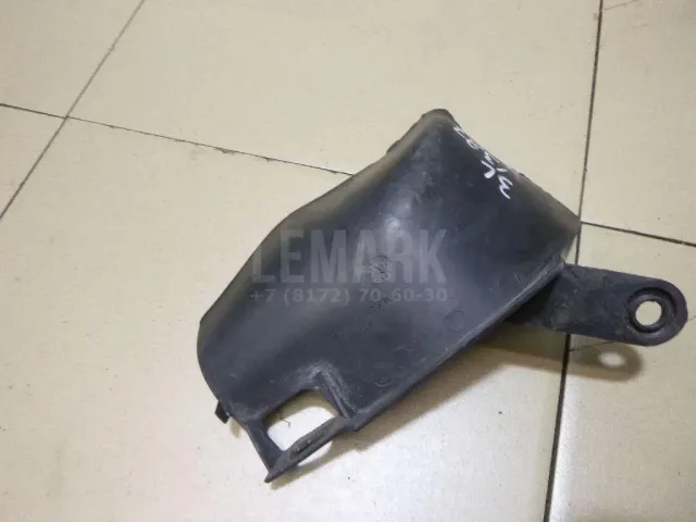 Накладка заднего бампера левая для  Ford Focus II 2008-2011