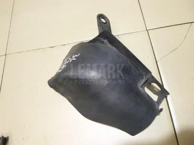Накладка заднего бампера левая для  Ford Focus II 2008-2011