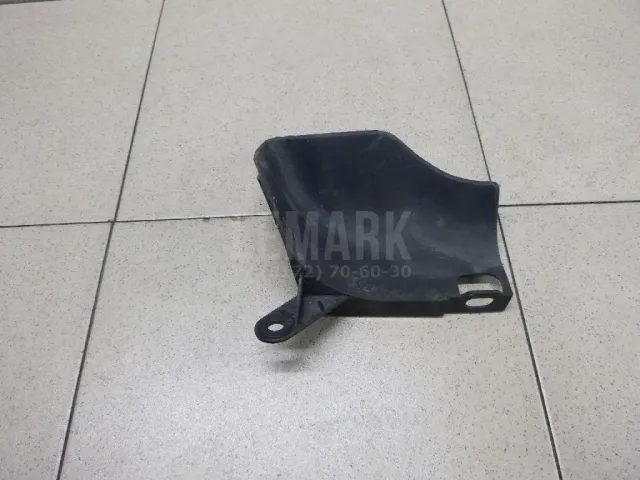 Накладка заднего бампера левая для  BMW 3-serie F30/F31/F80 2011-2020
