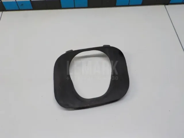 Накладка заднего бампера левая для  Ford Focus II 2008-2011
