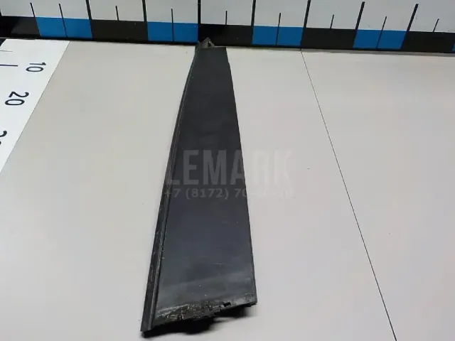 Накладка двери задней левой для  Ford Escape EUR 2007-2009