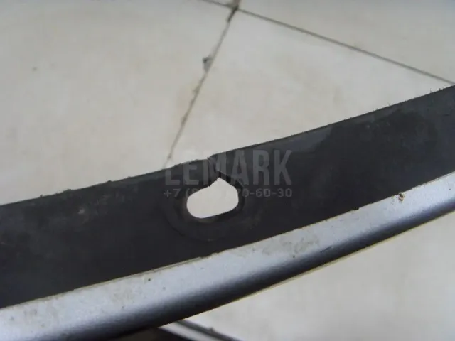 Накладка заднего крыла правого для  Ford Maverick 2001-2007