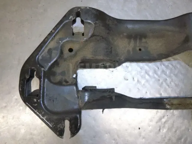 Кронштейн КПП для  Citroen C6 2006-2012
