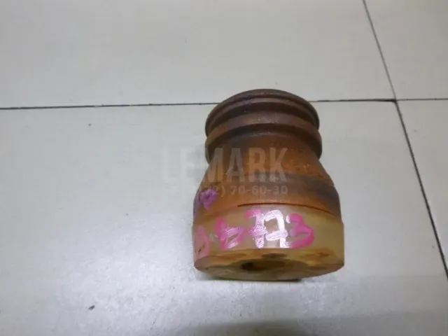 Отбойник заднего амортизатора
