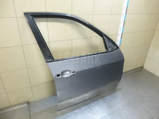 Дверь передняя правая для  Ford Fiesta 2008-2019