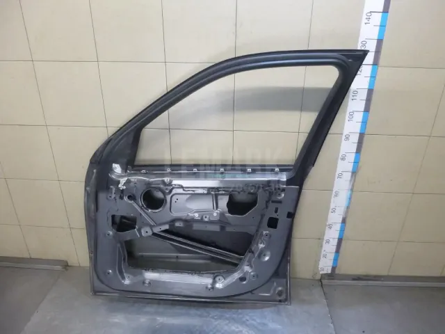 Дверь передняя правая для  Ford Fiesta 2008-2019