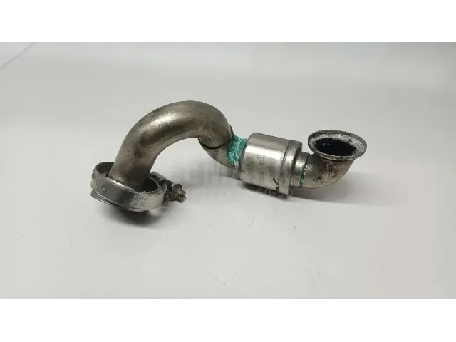 Трубка картерных газов