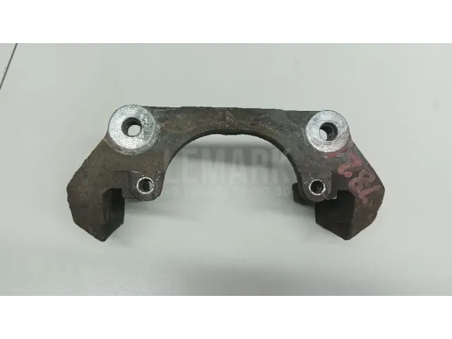 Скоба суппорта переднего для  DAF 95 1987-1998