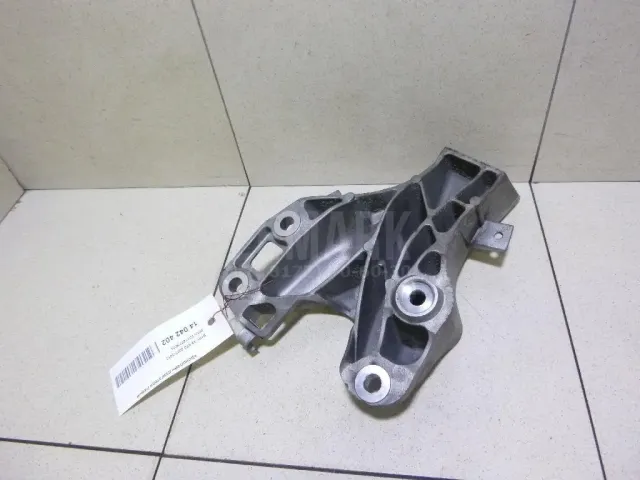 Кронштейн двигателя левый для  Dongfeng DFL3251 2007