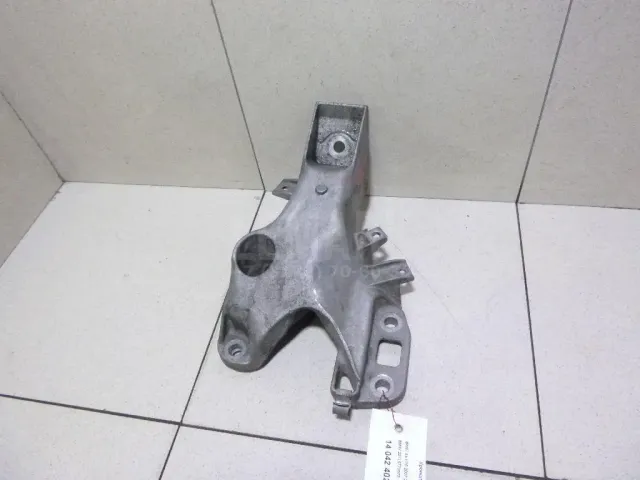 Кронштейн двигателя левый для  Dongfeng DFL3251 2007