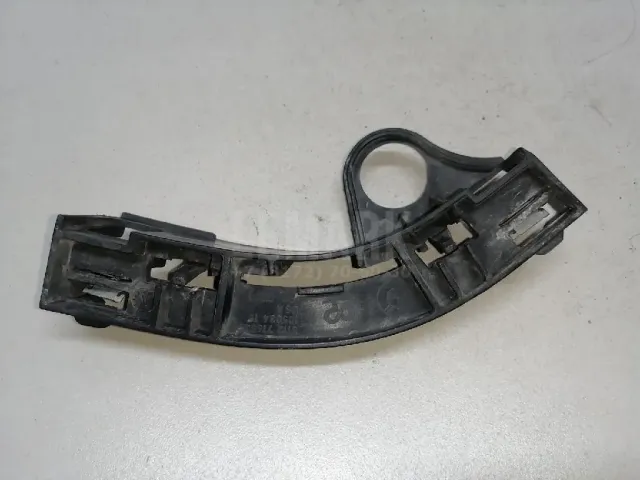 Кронштейн переднего бампера правый для  BMW 4-serie F32/F33/F82 2012-2020