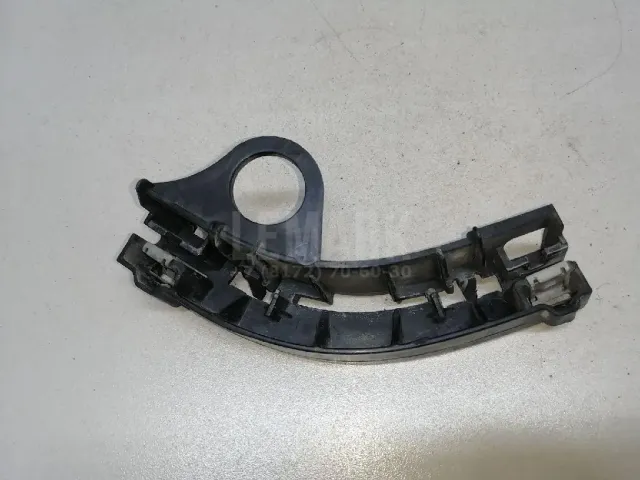 Кронштейн переднего бампера правый для  BMW 4-serie F32/F33/F82 2012-2020