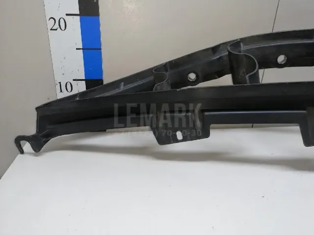 Кронштейн крепления крыла для  BMW X5 E70 2007-2013
