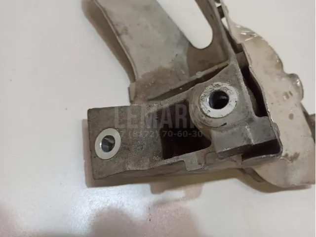 Кронштейн двигателя правый для  Chevrolet Spark 2005-2010