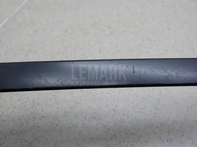 Молдинг передней левой двери для  BMW 3-serie E92/E93 2006-2012