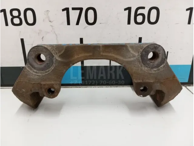 Скоба суппорта переднего для  BMW X3 E83 2004-2010