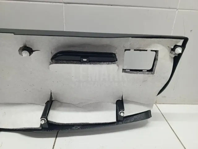 Обшивка двери багажника для  Citroen C4 II 2011-2022