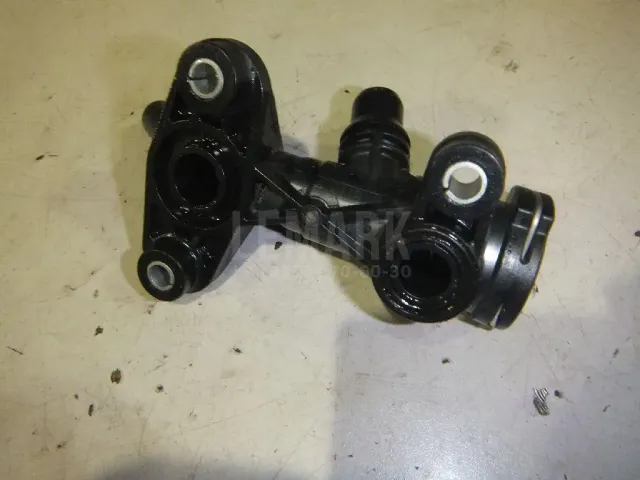 Фланец двигателя системы охлаждения для  Ford Fiesta 2001-2008