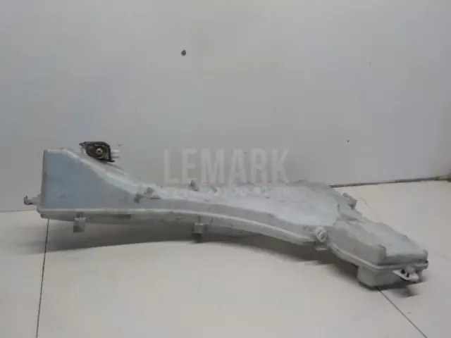 Бачок омывателя лобового стекла