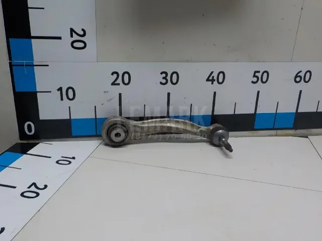 Рычаг задний верхний левый