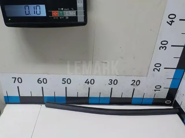Уплотнитель капота для  Geely CK/Otaka 2006-2016